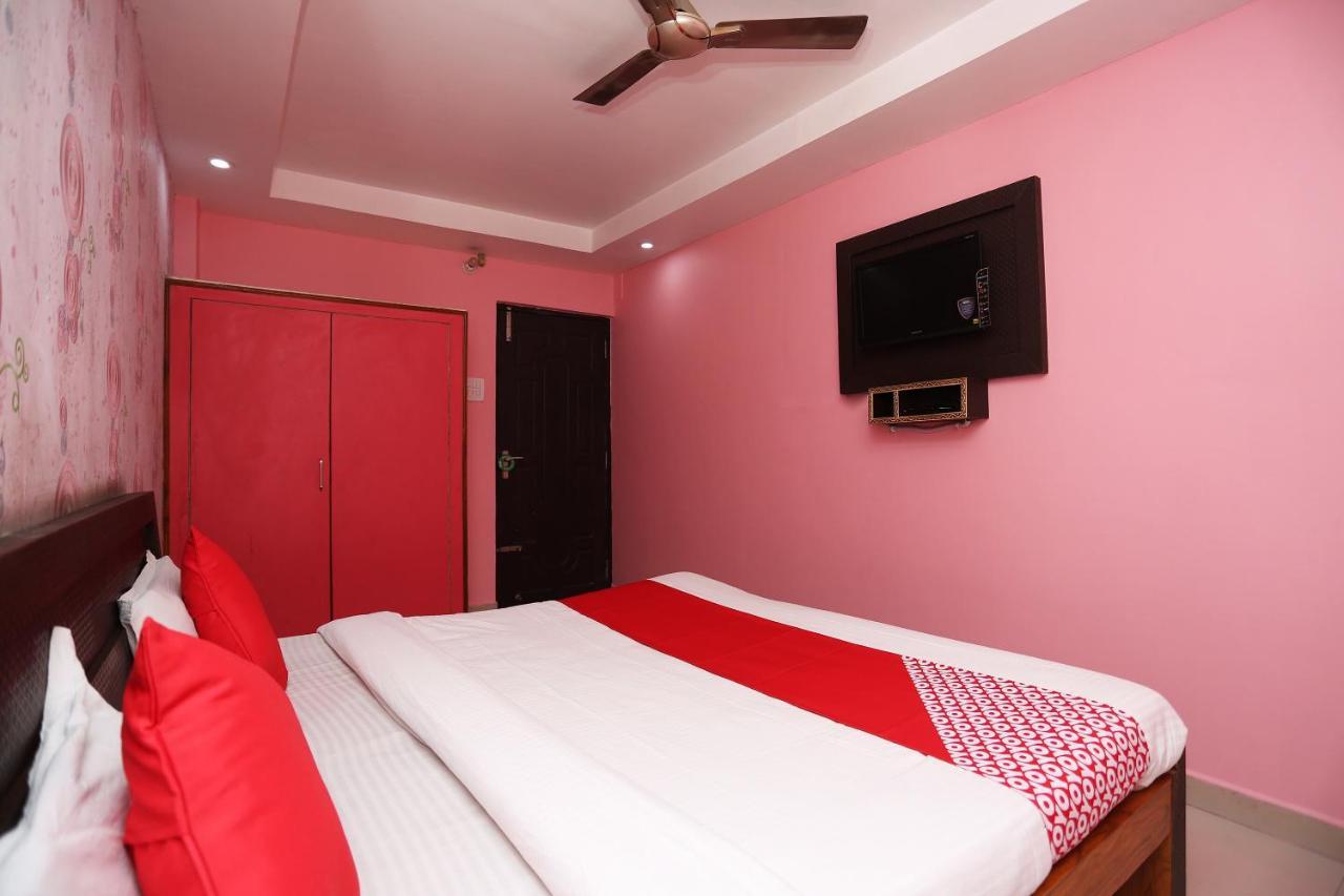 Oyo Hotel New Metro Near Phoenix United Lucknow Bagian luar foto