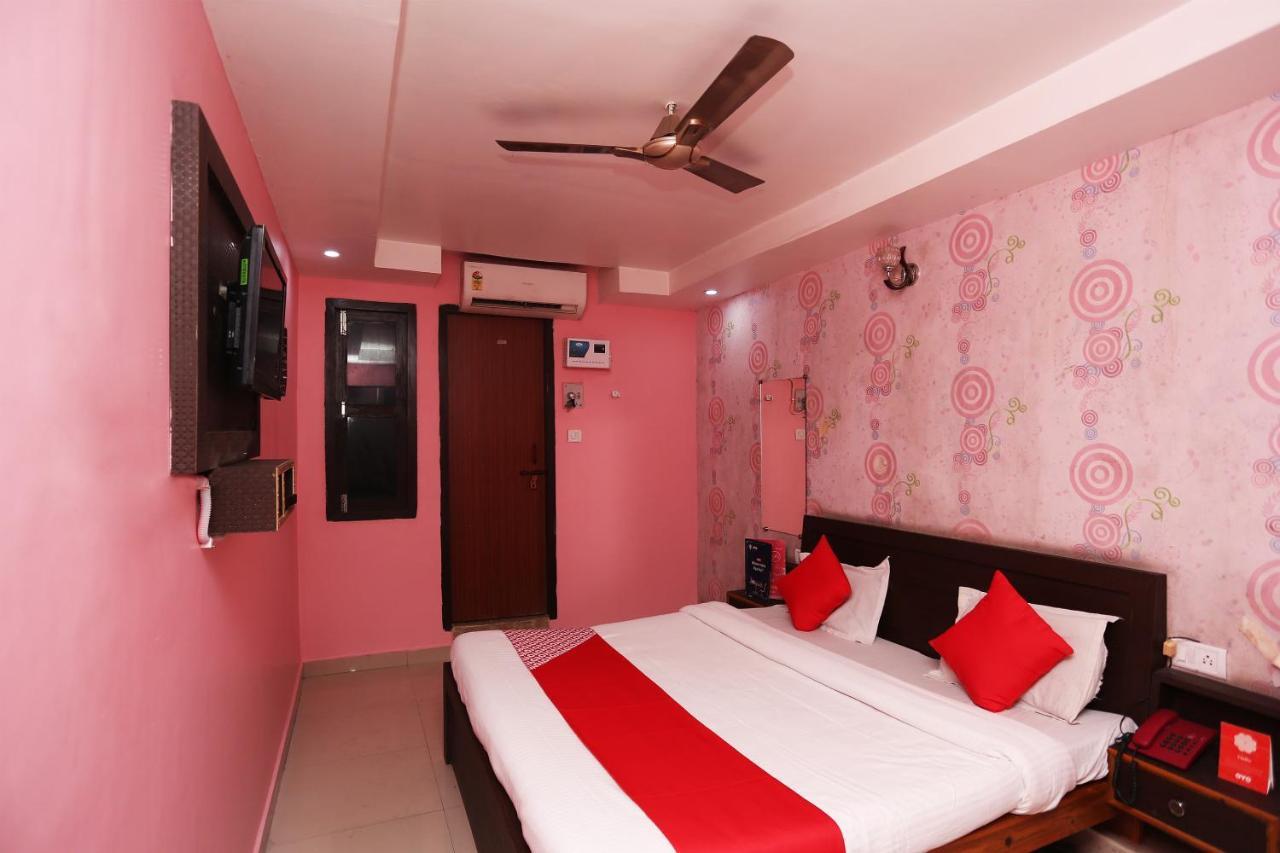 Oyo Hotel New Metro Near Phoenix United Lucknow Bagian luar foto