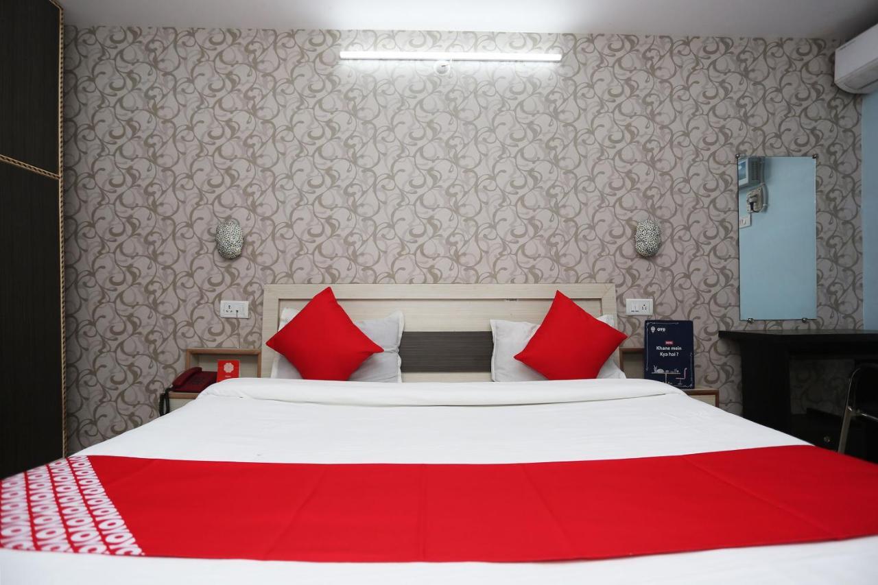 Oyo Hotel New Metro Near Phoenix United Lucknow Bagian luar foto