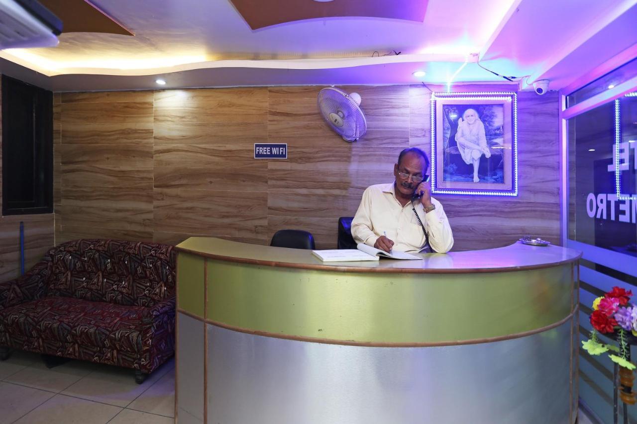Oyo Hotel New Metro Near Phoenix United Lucknow Bagian luar foto