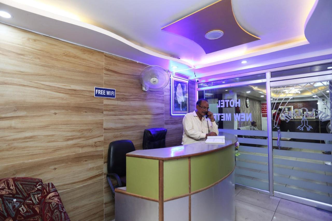 Oyo Hotel New Metro Near Phoenix United Lucknow Bagian luar foto