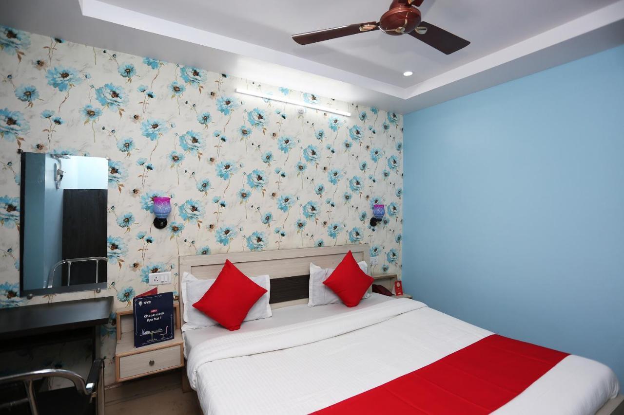 Oyo Hotel New Metro Near Phoenix United Lucknow Bagian luar foto