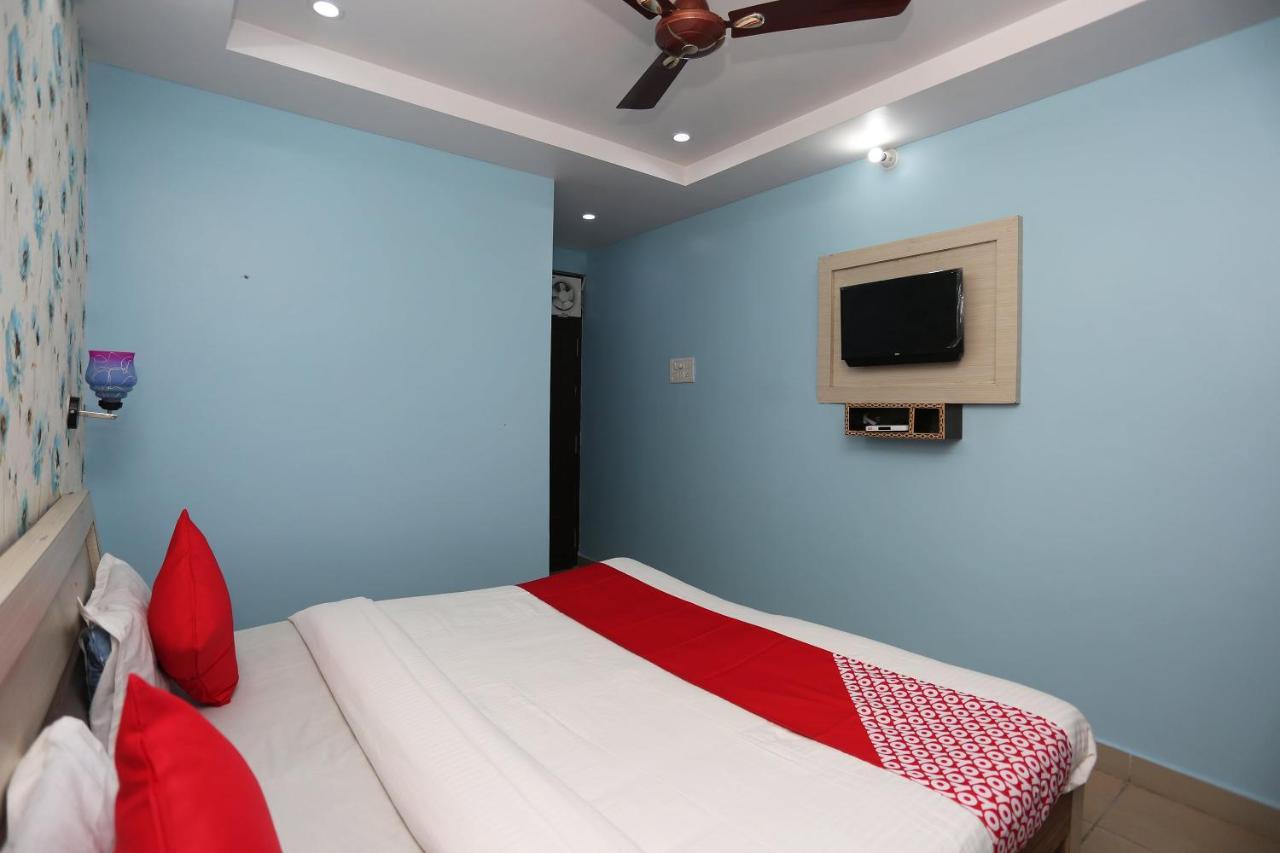 Oyo Hotel New Metro Near Phoenix United Lucknow Bagian luar foto