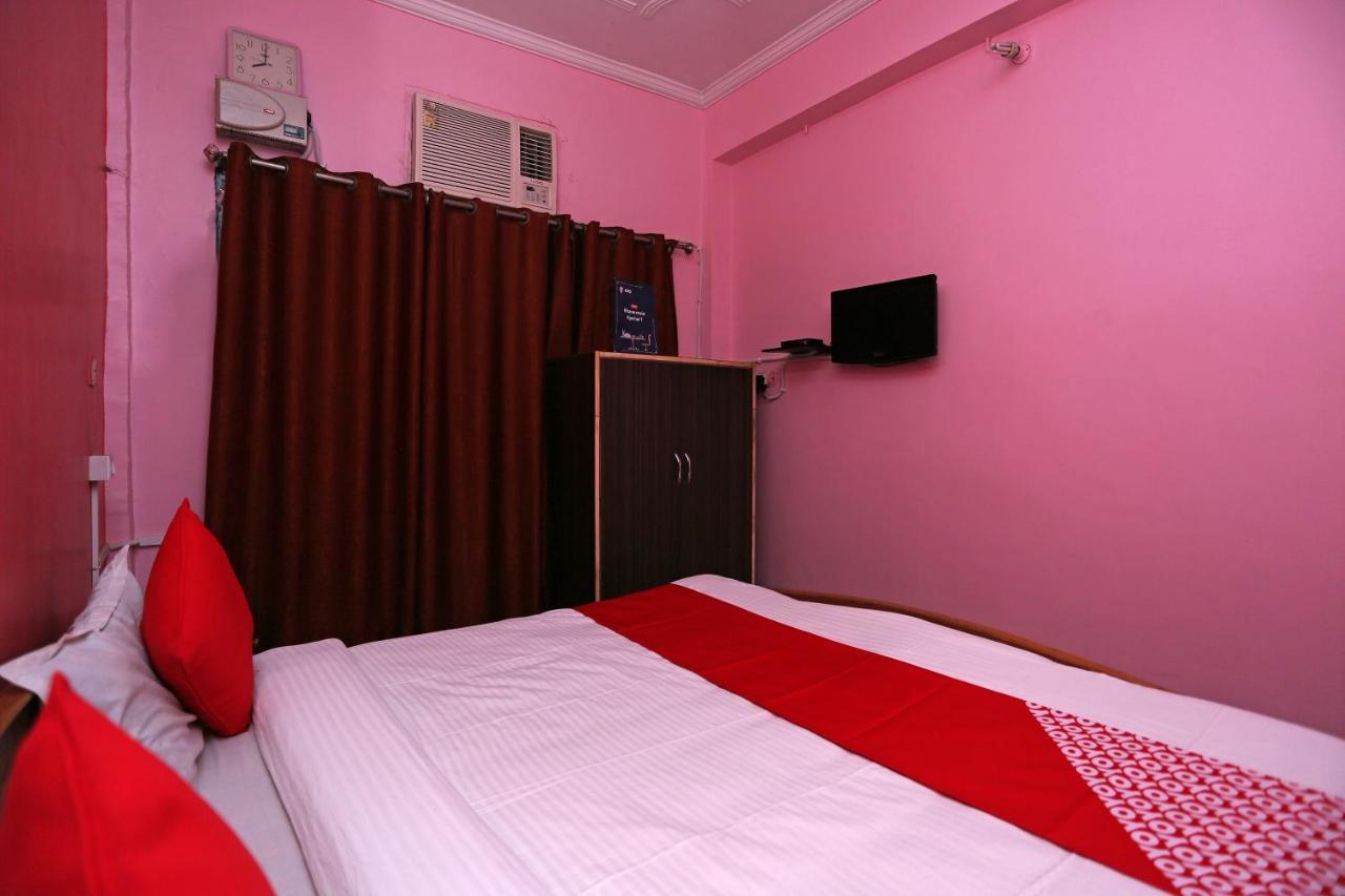 Oyo Hotel New Metro Near Phoenix United Lucknow Bagian luar foto