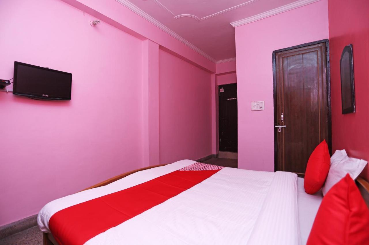 Oyo Hotel New Metro Near Phoenix United Lucknow Bagian luar foto
